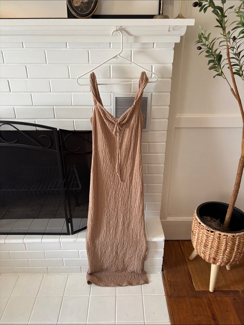 Jessica Simpson Taupe Sleeveless Maxi Dress